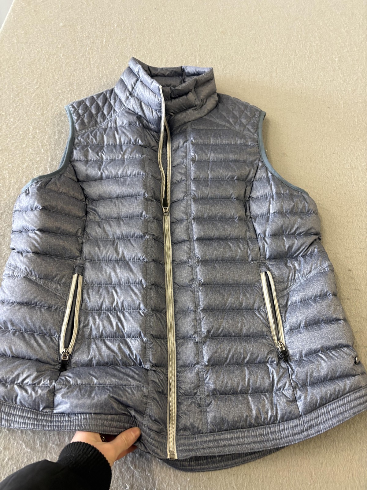 Tommy Hilfiger Sport Vest Womens XL Gray Quilted Down Puffer Full Zip Warm