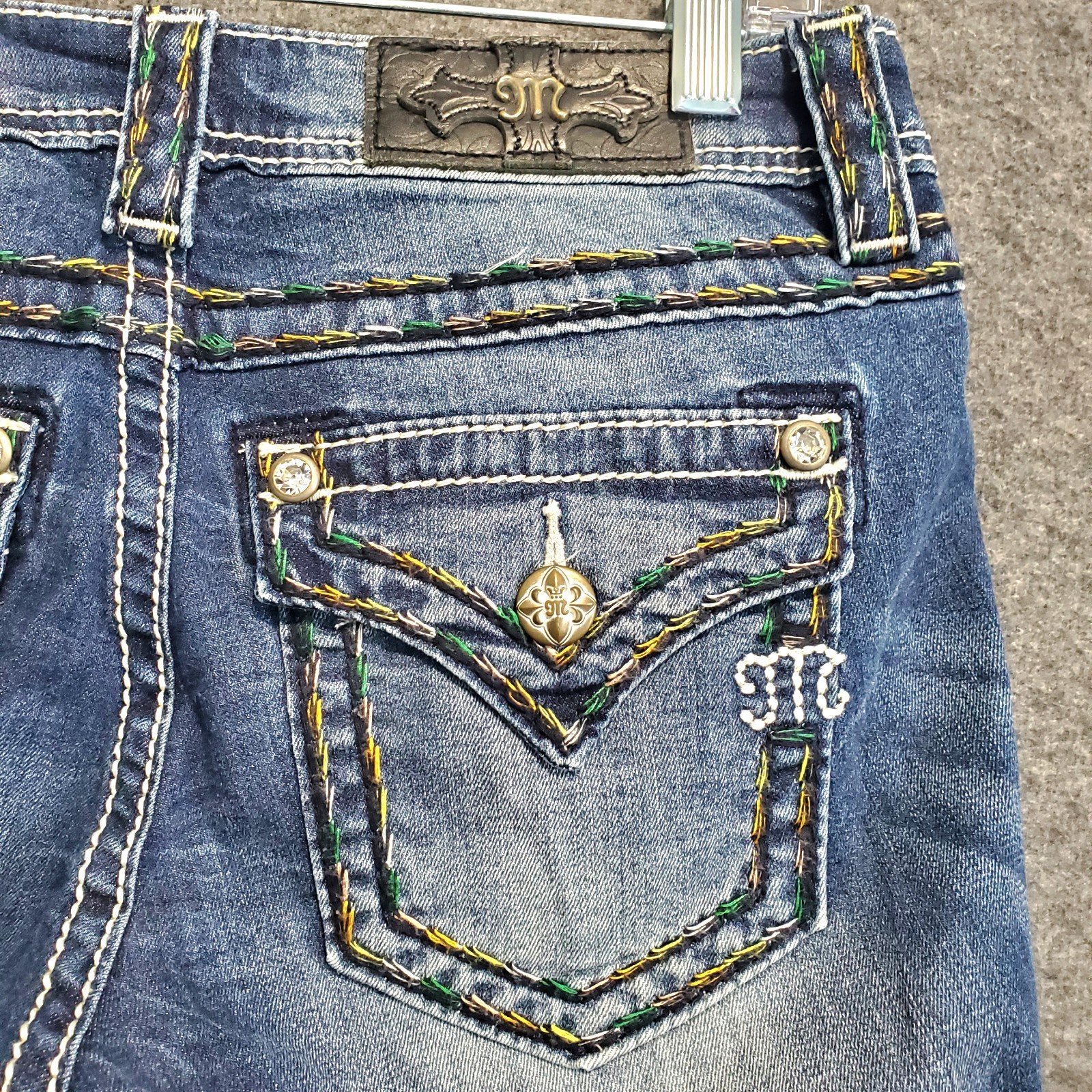 Picture 6 of 10