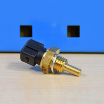 Temperaturfühler Wassertemperatur Fühler Sensor für Ducati 748 916 996 998 999
