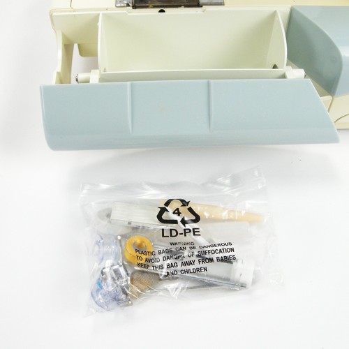 Bernette for Bernina 90e Sewing Machine w/ Foot Controller Misc Accessories READ - Picture 10 of 19