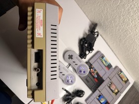 Nintendo Super Nintendo SNES SNS-001 Console Bundle 2 Controllers Games AV/Power
