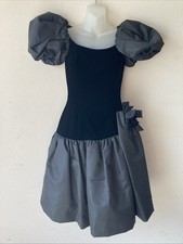 Vintage 80s Victor Costa Black Velvet Taffeta Puffy Sleeves Bubble Dress Size 4