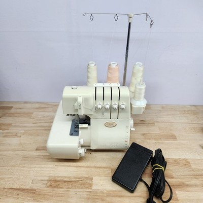 Baby Lock Eclipse BLE1 DX Serger Sewing Machine With Pedal