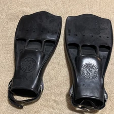SCUBAPRO Jet Fin Vented Design USA Black Rubber Diving Fins Large Needs Straps