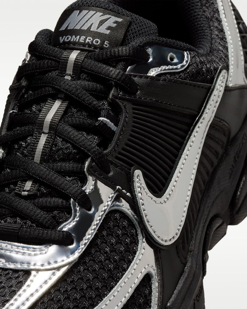 Nike WMNS Zoom Vomero 5 Black Metallic Silver IV4311-002 Women's