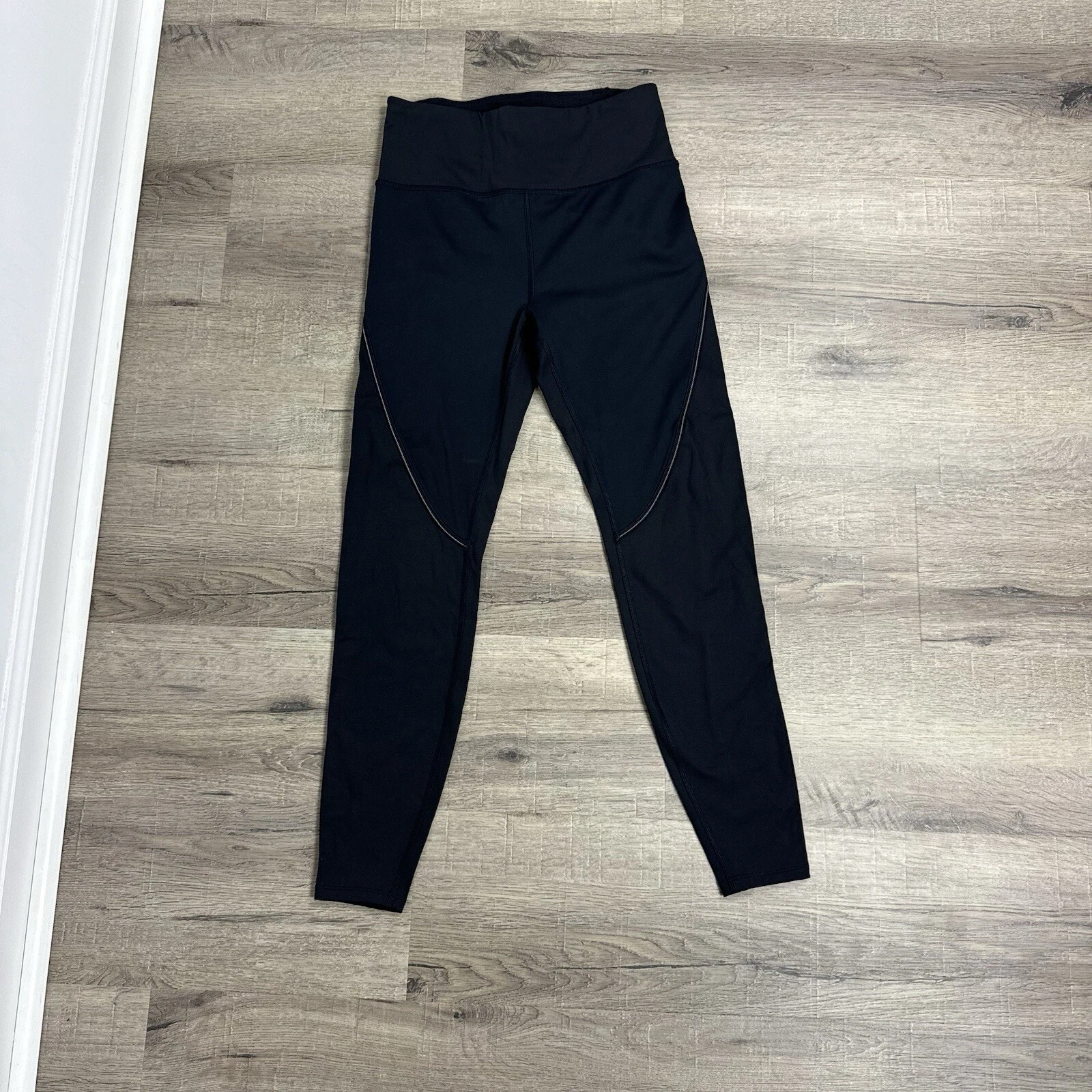 Athleta Cold Front Hybrid Run Tight Legging Small Women’s Black Athletic NEW