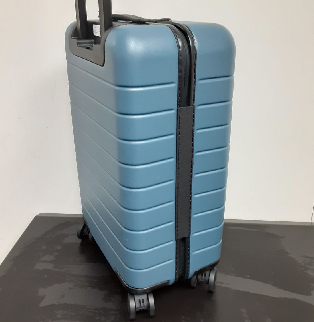 AWAY travel CARRYON Suitcase (COAST) Durable TSA lock Perfect