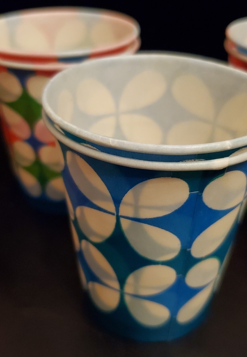 レア！DIXIE　フリントストーン　紙コップ Buthroom Cups Dixie 3 oz Bath Cups Approximately 200 with Pop-Up Counter