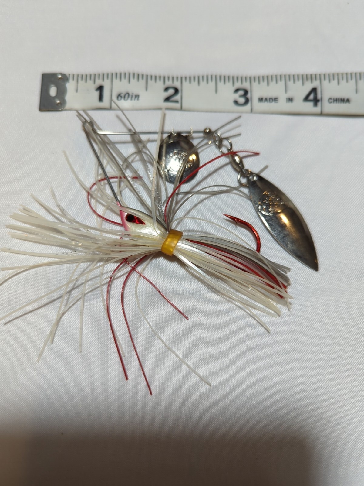 Lot of 16 Spinnerbait Buzzbait Fishing Lures With Plastic Case Incl. Bass Pro - Image 6