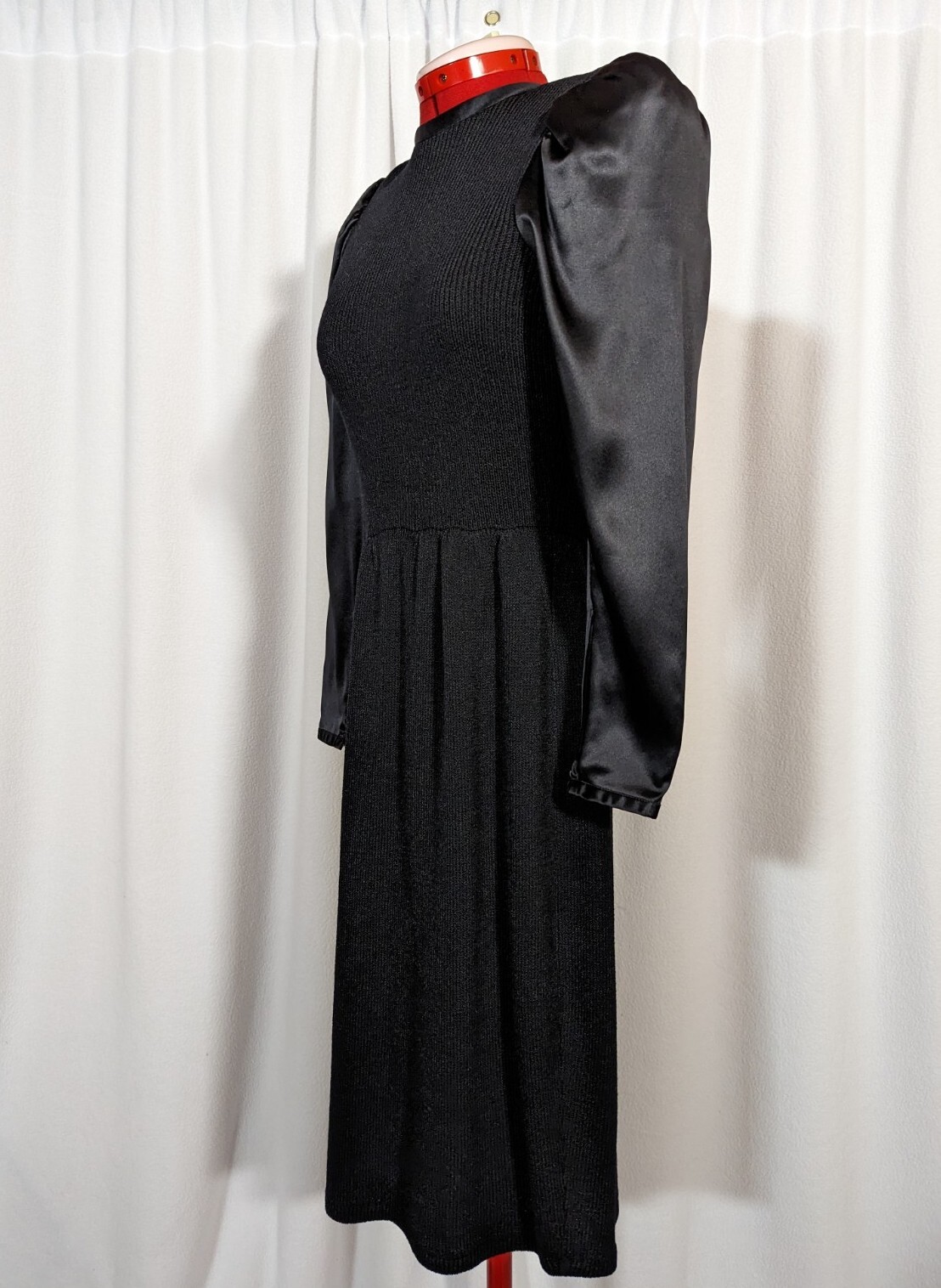 St John Knits for Saks Fifth Avenue Vintage 80s Black Satin Bodycon