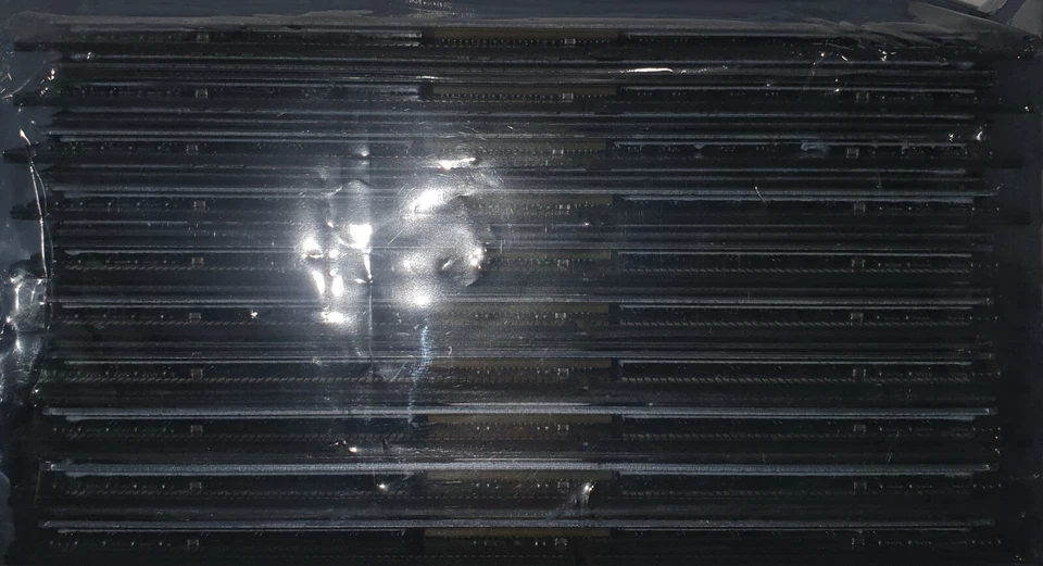 Qimonda HYS72T128420HFA 2Rx8 PC2 1GB Server DIMM DDR2 Qty 10 - Image 2 of 2