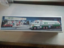 1990 Hess Toy Tanker Truck in original box