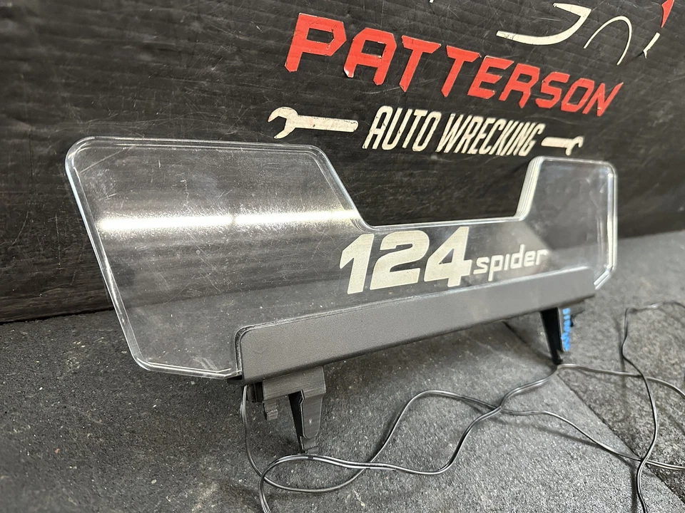 17-20 FIAT 124 SPIDER PARABRISAS DEFLECTOR LUZ TRANSPARENTE 124SPIDER Foto 3 de 4