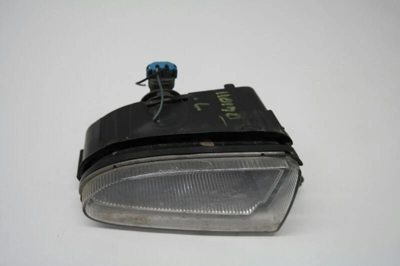 01-05 CHRYSLER PT CRUISER DRIVER LEFT FOG DRIVING LIGHT CORNER PARK LIGHT OEM - Image 2 of 4