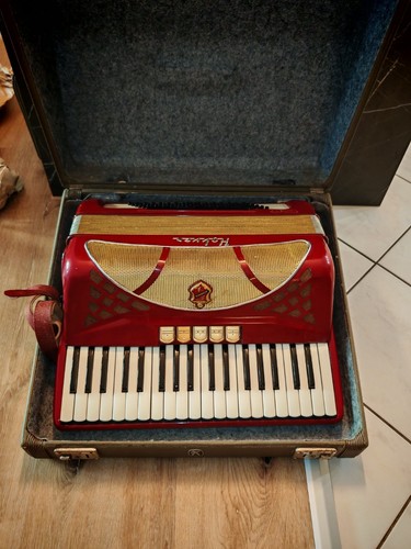 Akkordeon Hohner Lucia IV P + Lucia III