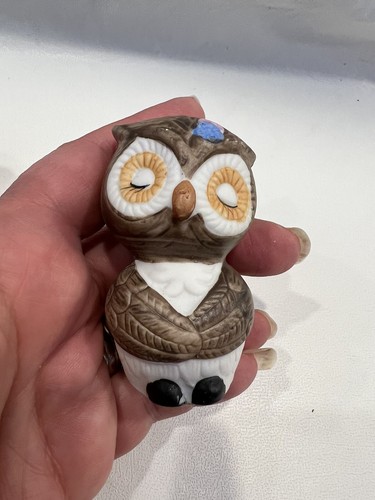 vintage big eyed brown owl salt and pepper shakers Korea - Picture 3 of 6
