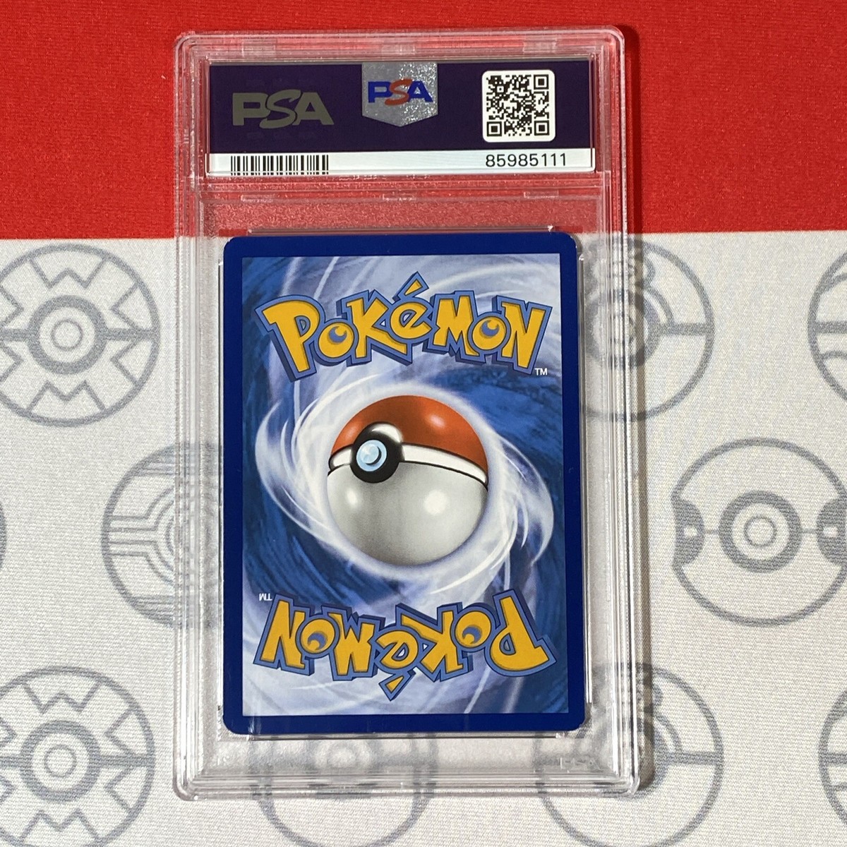 PSA 8 Daisy's Help Full art 195/165 2023 Pokemon MEW 151 En 5111