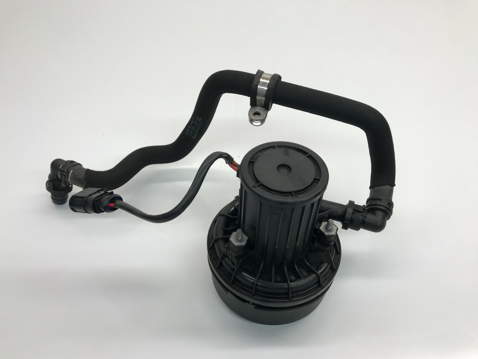 LAMBORGHINI GALLARDO LP560 570 SECONDARY AIR SYSTEM PUMP W/ HOSE OEM 400906601