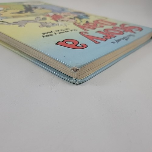 Walt Disney’s Story A Day (Spring) Large Hardback Book (1979) - Picture 5 of 12