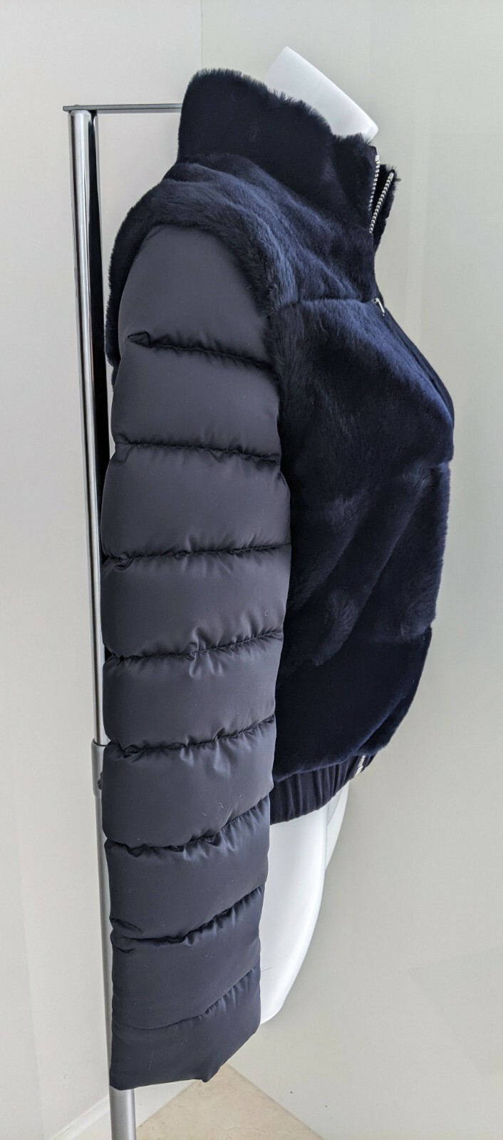 Massimo's Dutti Ladies Black Sheepskin/ Puffer Jacket Medium Brand New image 3