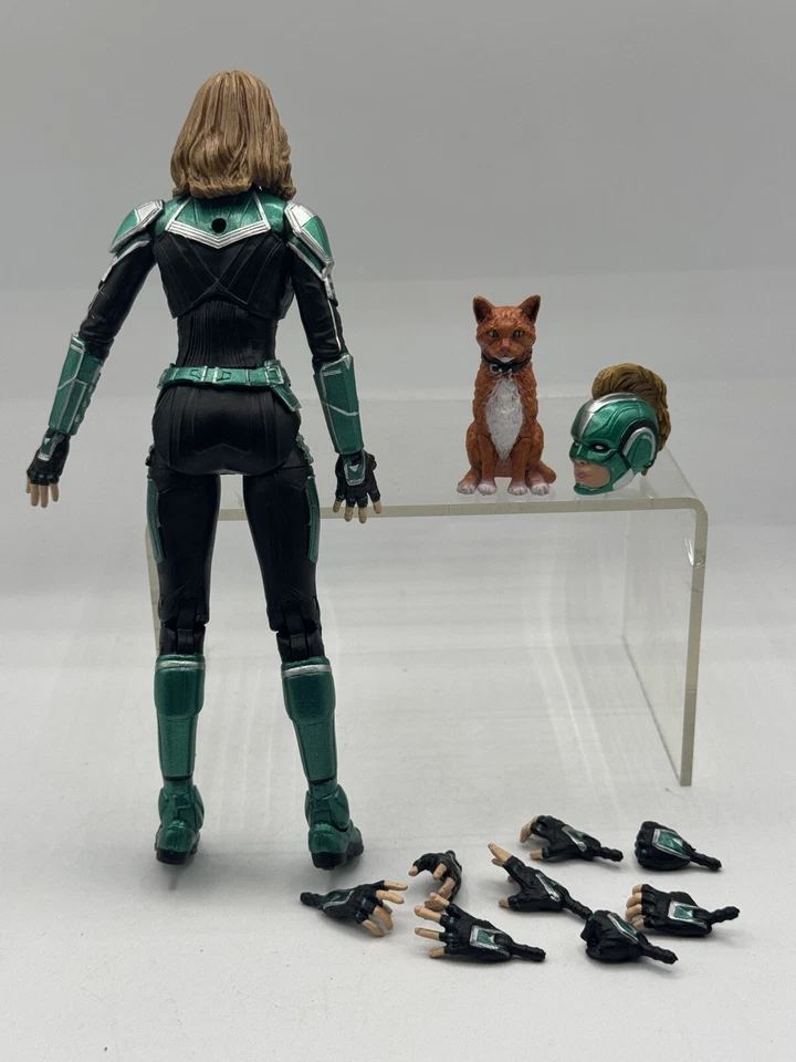 Экшн-фигурка Marvel Select Starforce Captain Marvel Diamond Select Toys - Изображение 2 из 4