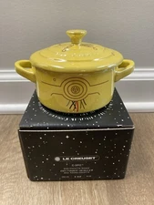 "C-3PO" Star Wars LE CREUSET 8 Oz Petite Dutch Oven Stoneware Mini Cocotte C3PO