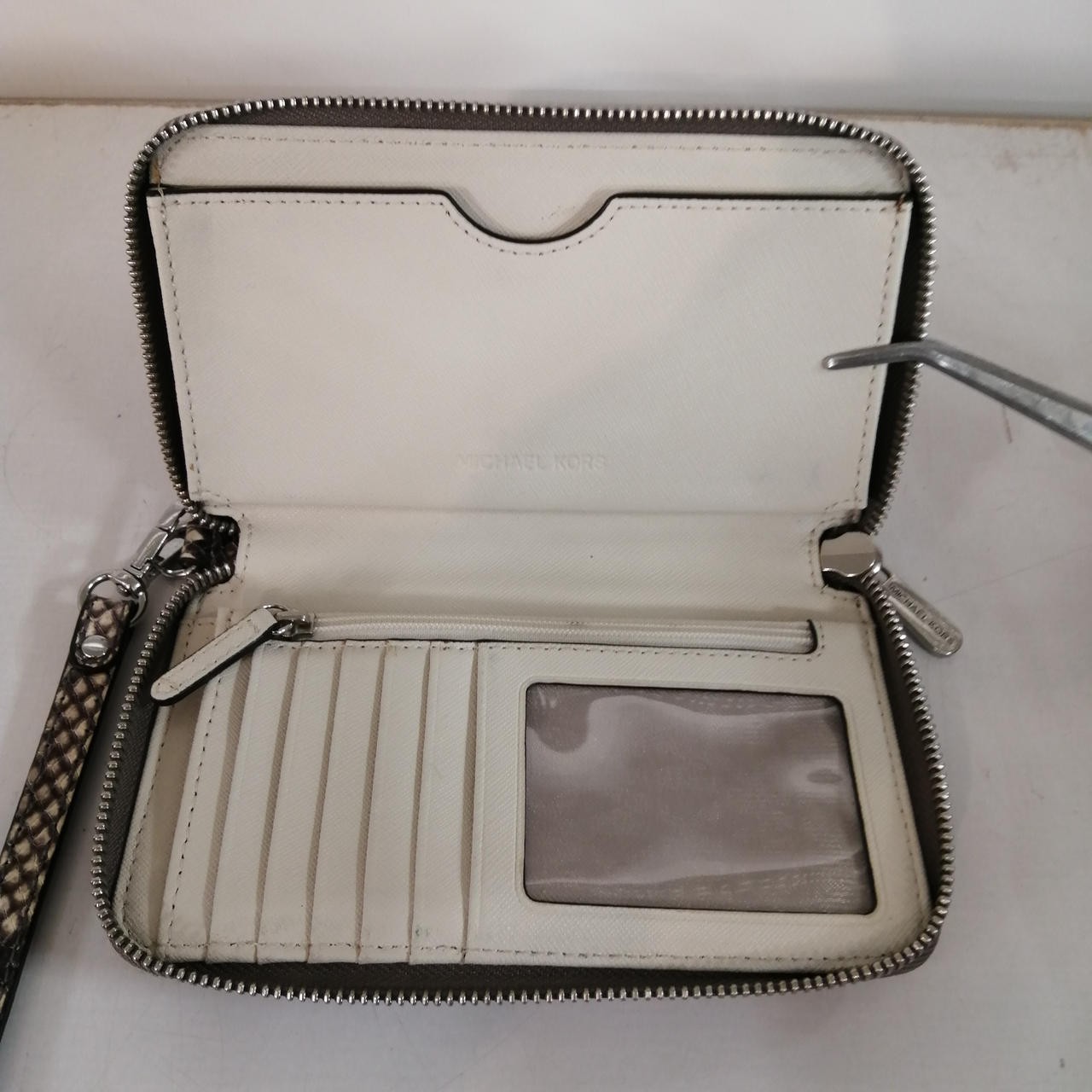 MICHAEL KORS Python Pattern Long Wallet Model BEG… - image 8