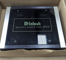 McIntosh MCC 204 Four way automotive amplifie...
