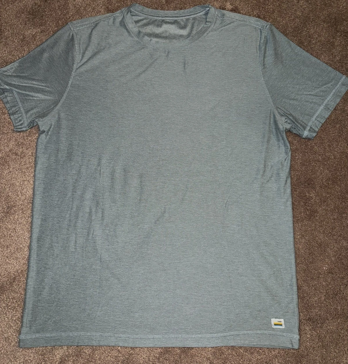 Vuori Shirt Starto Tech Tee Crew Neck Soft Mens PLEASE SEE MEASUREMENTS L1