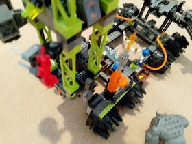 LEGO Power Miners: Titanium Command Rig (8964)