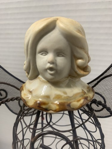 Unique Angel, Vintage Porcelain Head & Wire Angel Could use as Tree Topper - Picture 5 of 5