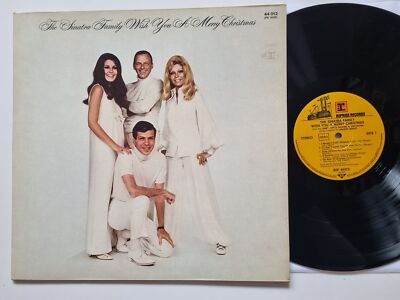 The Sinatra Family - The Sinatra Family Wish You A Merry Christmas Vinyl LP