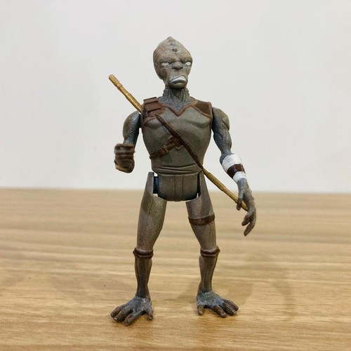 Noghri Hunter Rukh for 3.75 in & 6 in Figure Diorama (1:18 & 1:12 scales) - Picture 20 of 21