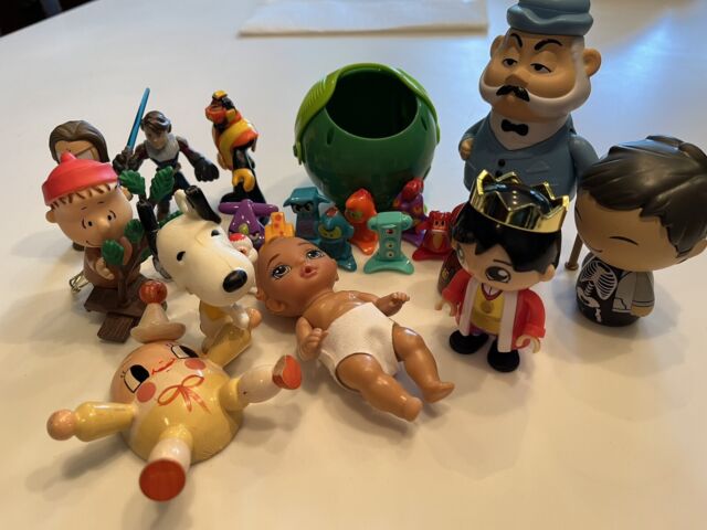 Junk Drawer Toy Lot VTG Peanuts Snoopy Fisher Price Funko Space Monsters