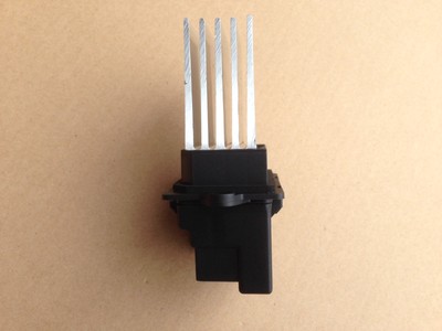 R009 New HVAC Blower Motor Resistor OEM# 4885482AA, 4885482AB 