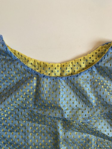 New 12 Reversable Youth Scrimmage Vest Blue/Yellow - Picture 7 of 12