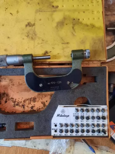 MITUTOYO 126-138 SCREW THREAD MICROMETER: 1-2″ full set with invoice