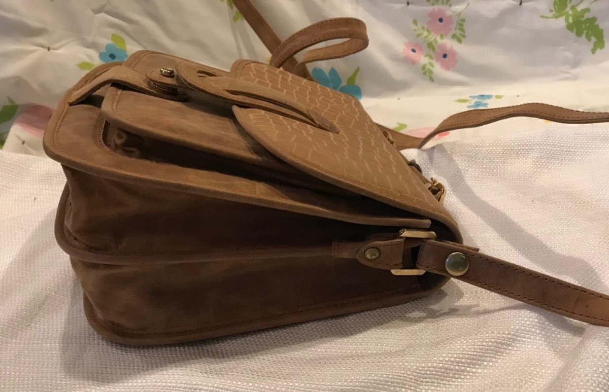 Vintage GoodS Leather Crossbody Bag Satchel Purse Handbag Natural Tan/Brown View 4