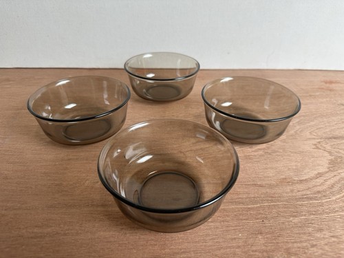 4 kleine 12 cm Servierschalen Arcoroc Rauchglas 80er Jahre Top Zustand