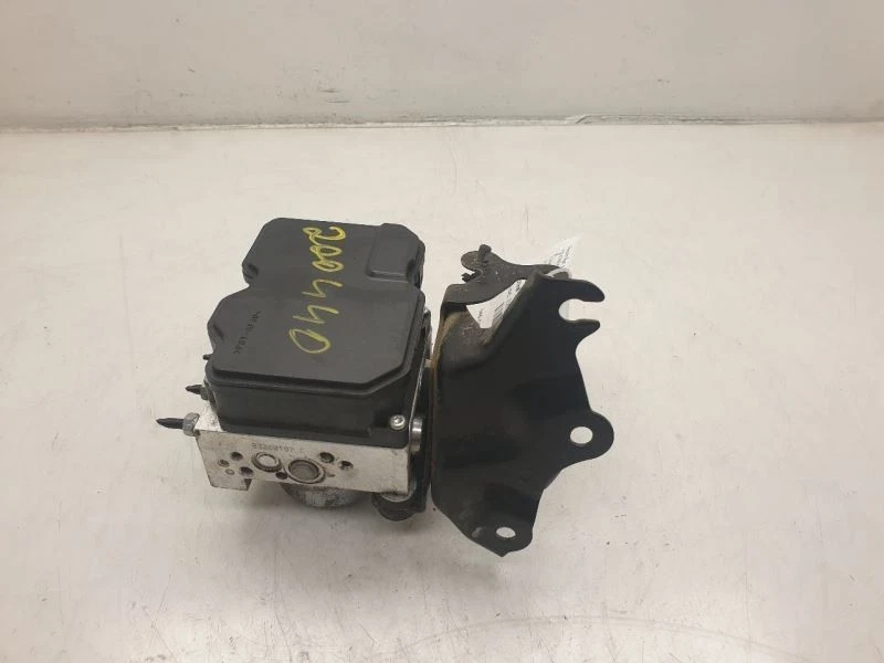 Conjunto de actuador y bomba de pieza de freno antibloqueo para 16 SCION IM Foto 3 de 4