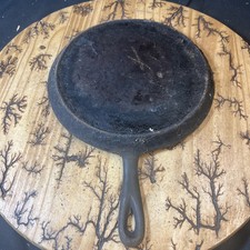 Lodge No. 8 Round Cast Iron Griddle w/Heat Ring - OG - Made In USA