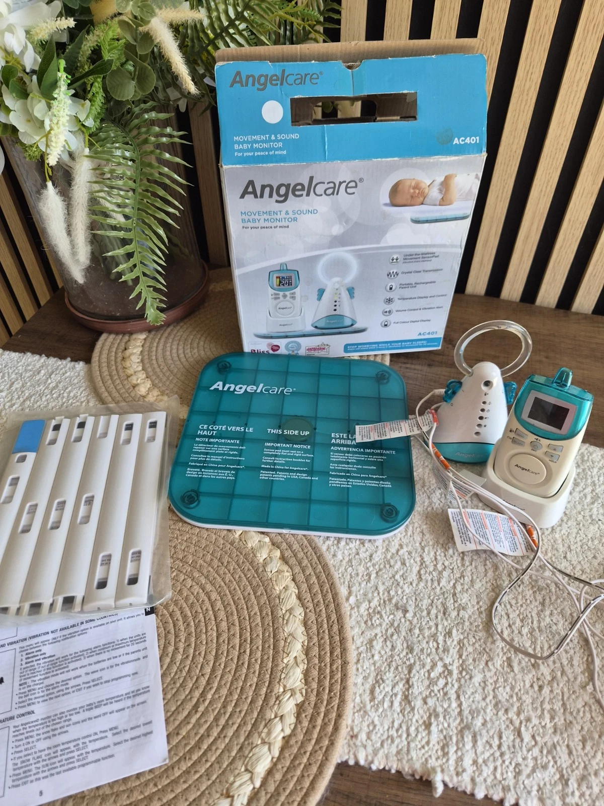 Angelcare AC401 Baby Breathing Movement and Sound Monitor with Wired Sensor Pad