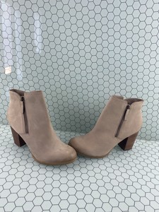 aldo ankle boots with side zip