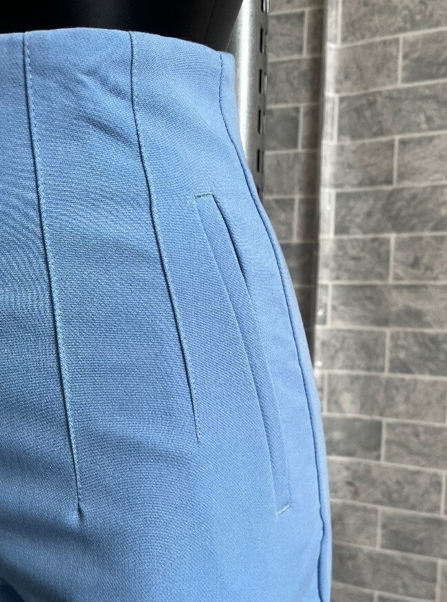 BNWT Ladies ZARA Light Cornflower Blue High Rise Tapered Trousers Size