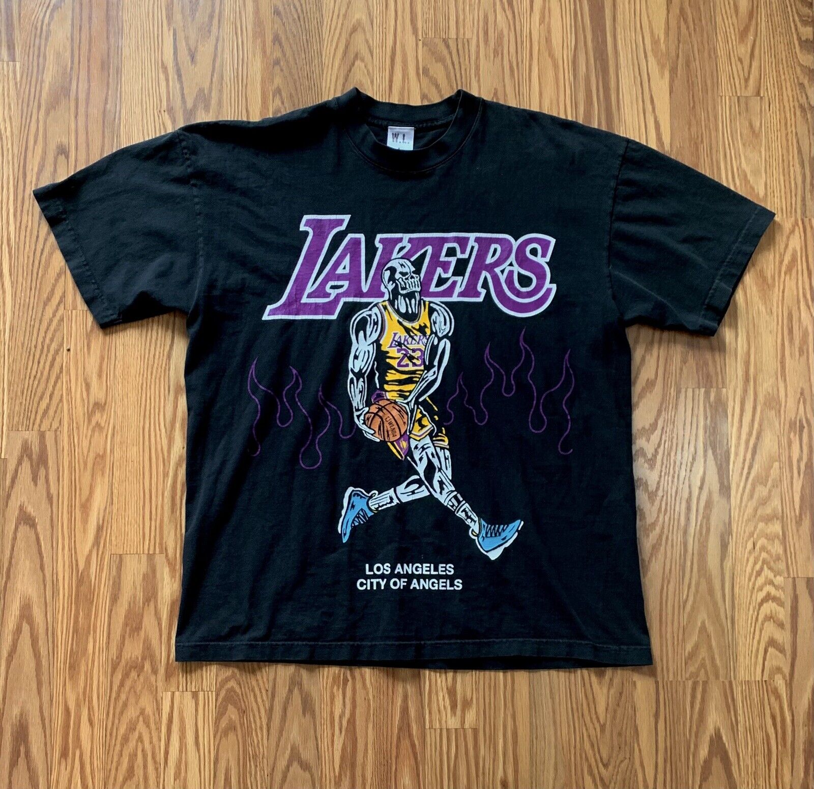 Warren Lotas Lebron Alt 3 T-Shirt XL fog