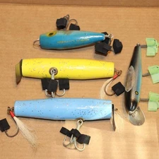 Lot of 4 Lures Arbogast's Scudder, Pluiger Mustang & 2 Unknown