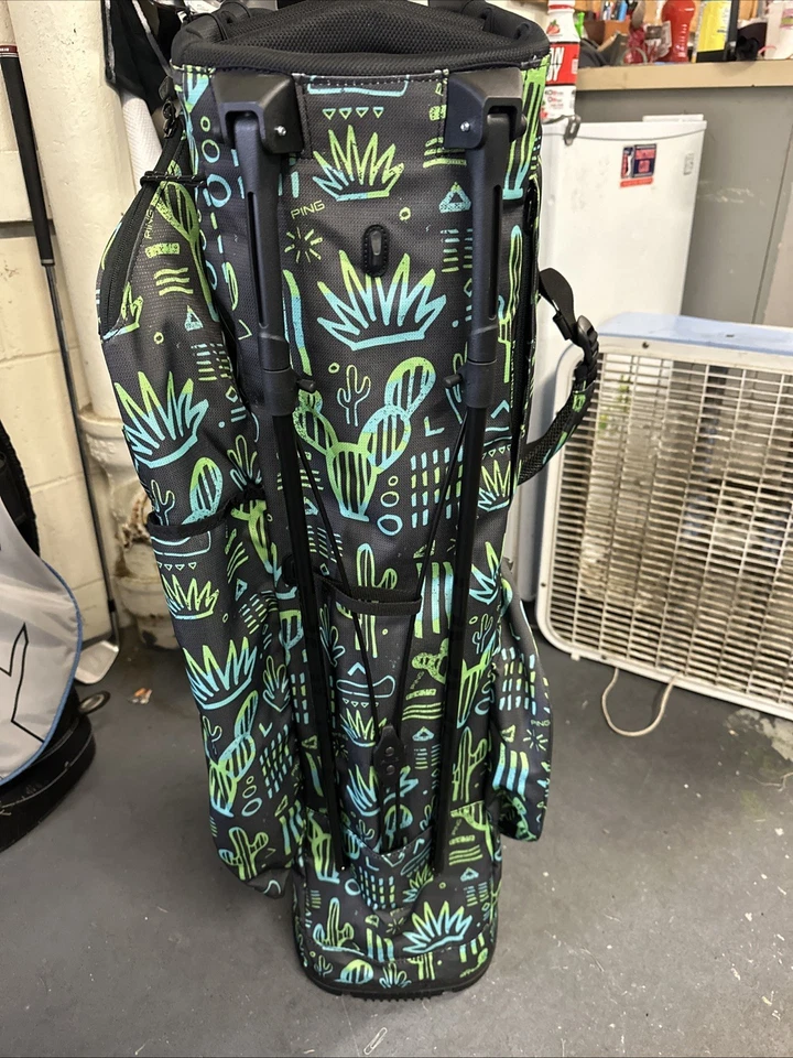 Bolsa de golf con soporte Ping Hoofer, bolsa de cactus verde/negro (TM-88) NUEVA CON ETIQUETAS Foto 4 de 4