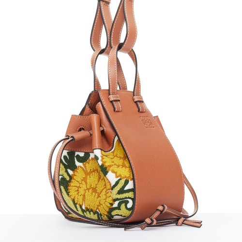 LOEWE 2019 William de Morgan Hammock Mini tan floral needlepoint embroidered bag