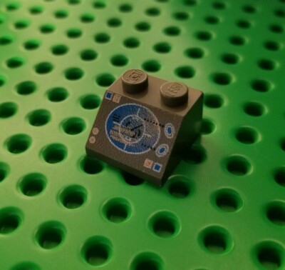 LEGO Minifigure Control Panel Radar Display Copper Silver Computer Slope