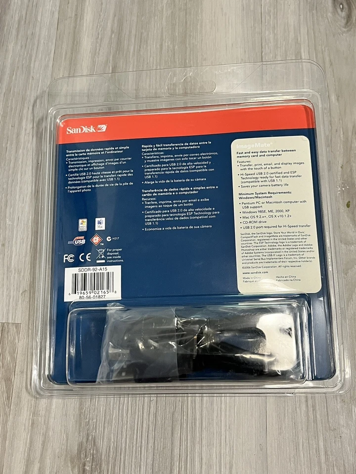 SanDisk CompactFlash USB 2.0 Reader with Button (SDDR-92-E15) - Image 2 of 2